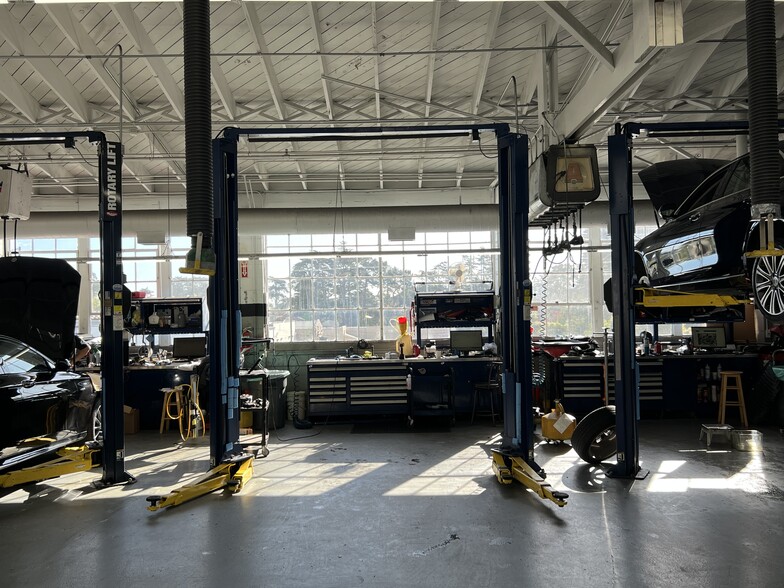 More Photos Of 498 Fremont St, Monterey Auto Dealership For Sale