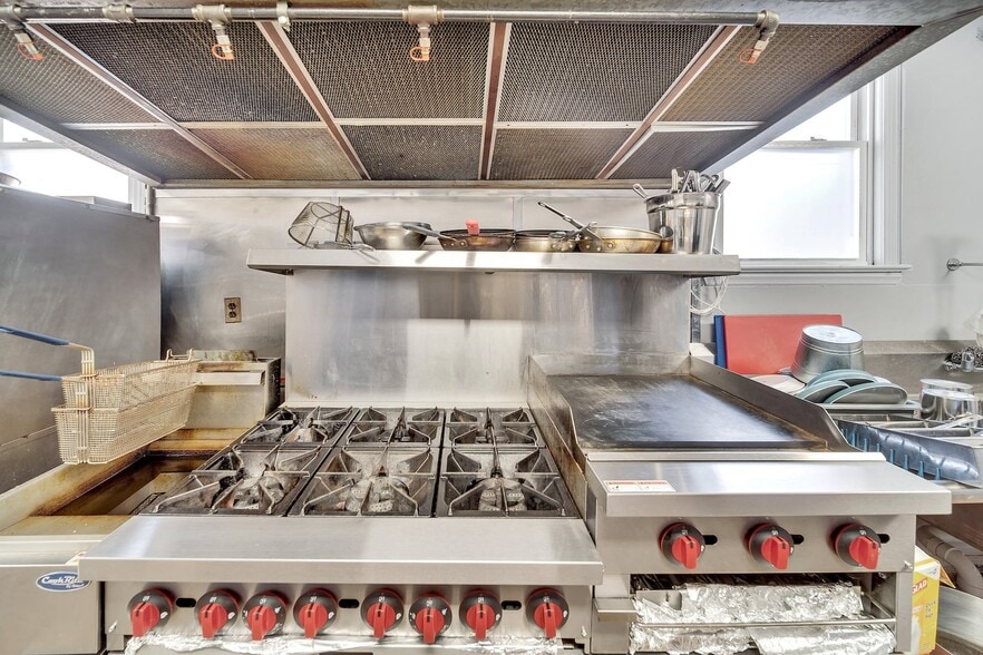 More Photos Of 68 Lanza Ave, Garfield Lodge Meeting Hall For Sale