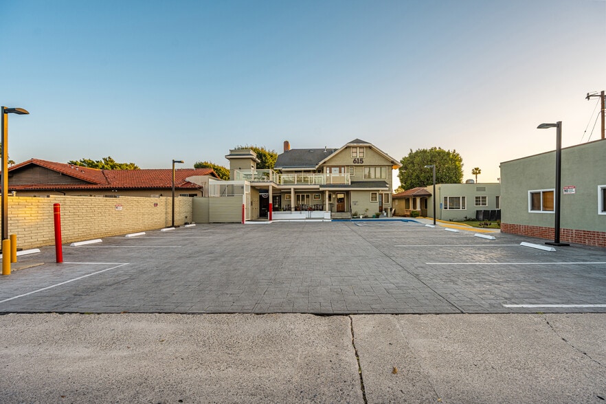 More Photos Of 615 E Chapman Ave, Orange Medical For Sale