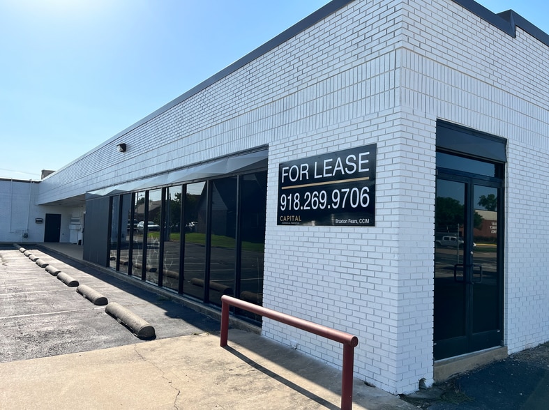 More Photos Of 13330 S Memorial Dr, Bixby Unknown For Lease