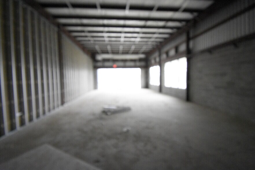 More Photos Of 1112 W Spencer Hwy, La Porte Storefront Retail Office For Lease