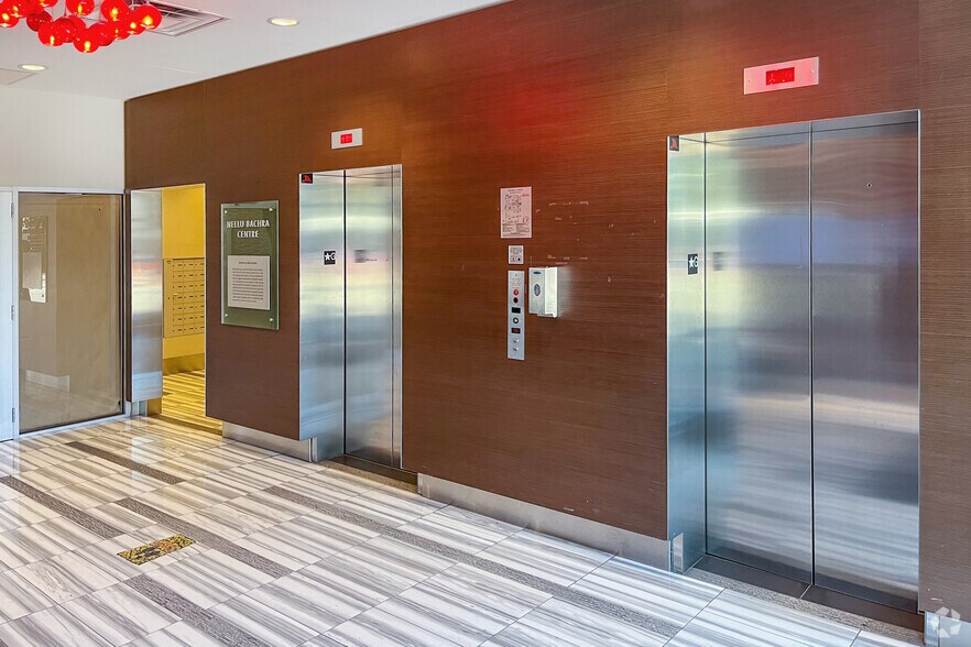 More Photos Of 550 W Broadway, Vancouver Office For Lease