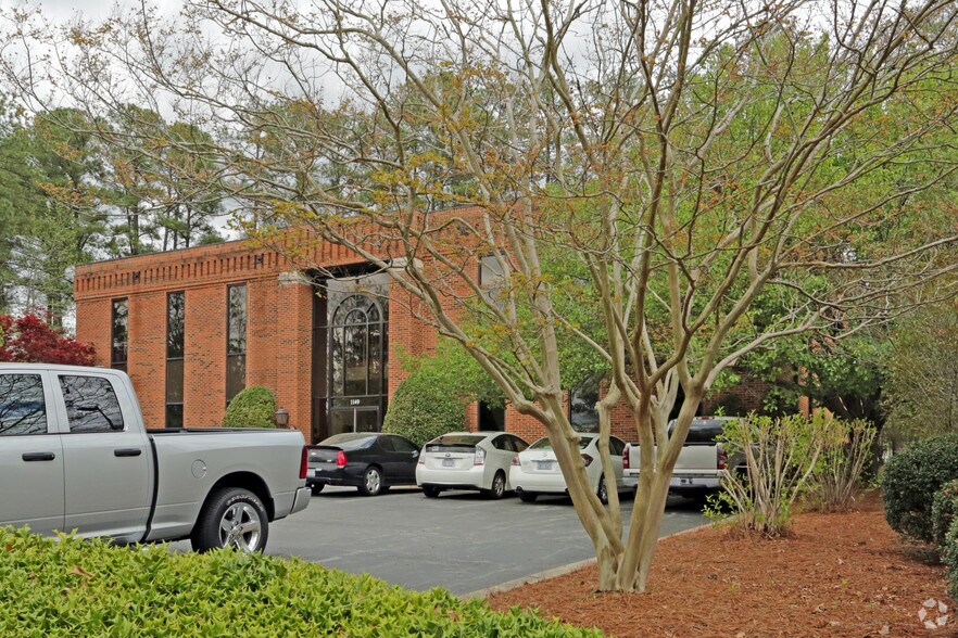 More Photos Of 1149 Executive Cir, Cary Office For Lease