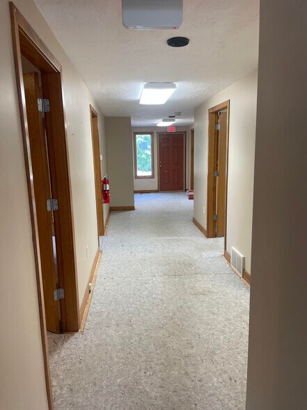 More Photos Of 127 Washington St, Norwell Medical For Lease