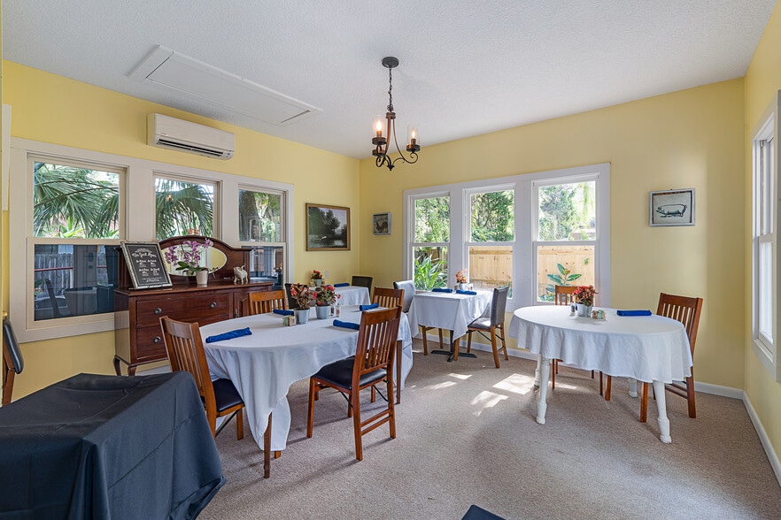 More Photos Of 44 Spanish St, Saint Augustine Hotel For Sale