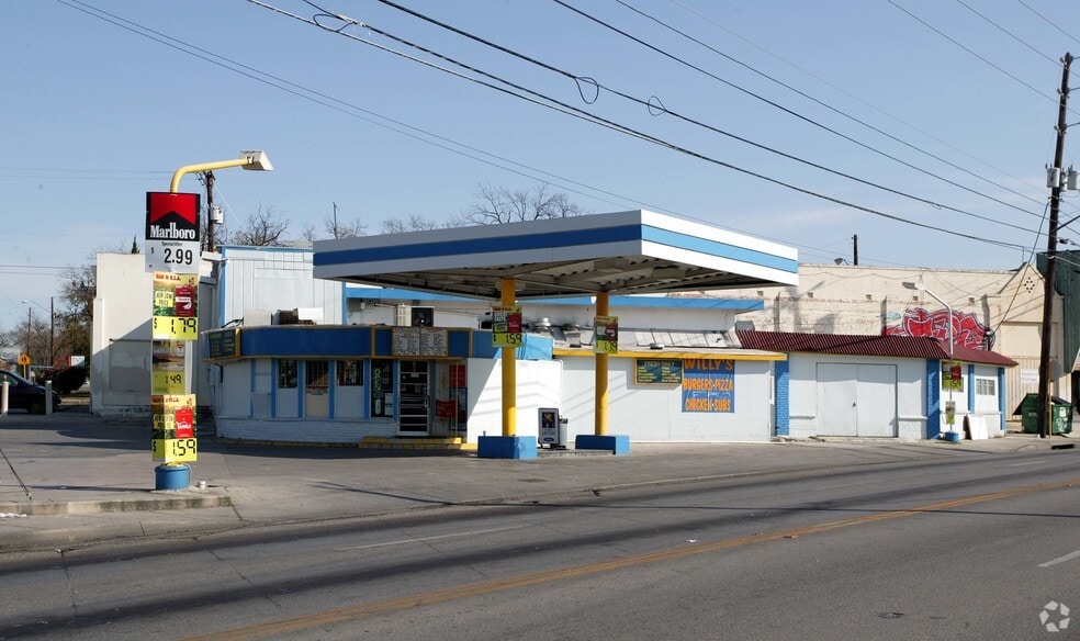 More Photos Of 934 Fredericksburg Rd, San Antonio Convenience Store For Sale