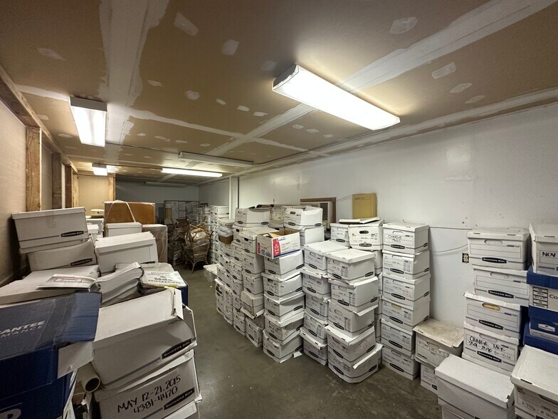 More Photos Of 87-166 Farrington Hwy, Waianae Auto Repair For Sale