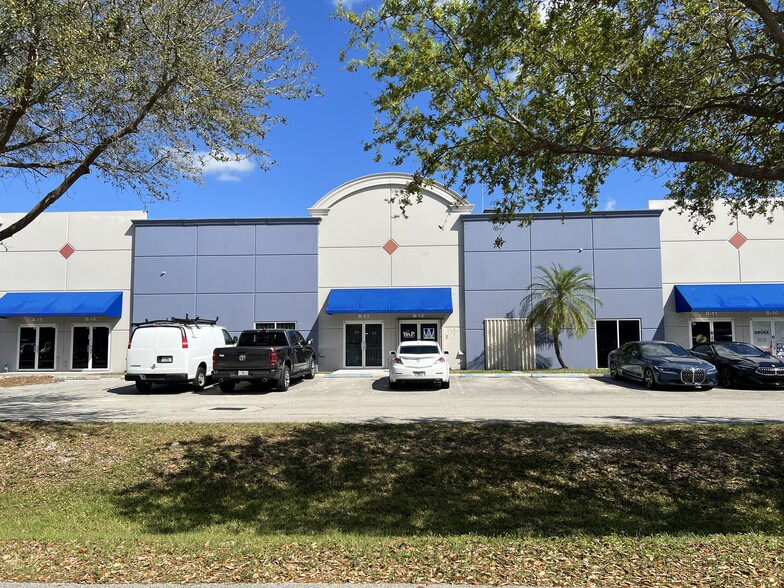 More Photos Of 4960 NW 165th St, Miami Warehouse For Sale