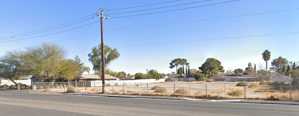 Primary Photo Of 3995 Vegas dr, Las Vegas Land For Lease