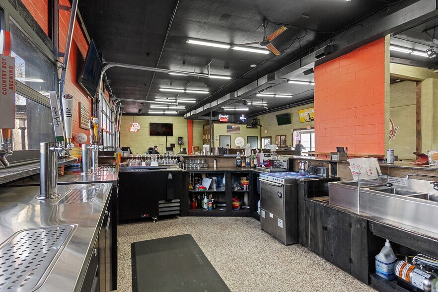 More Photos Of 97 E Main St, Batavia Office For Sale