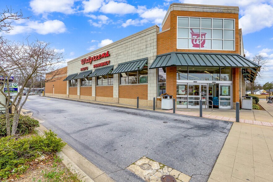 More Photos Of 2008 Laurens Rd, Greenville General Retail For Sale