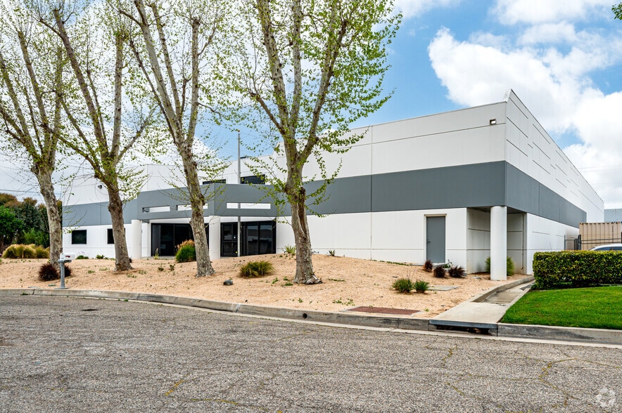 More Photos Of 5236 Faraday Ct, Chino Warehouse For Lease