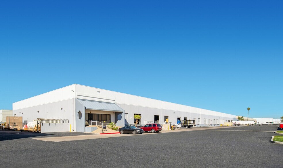 More Photos Of 10 S 48th Ave, Phoenix Unknown For Lease