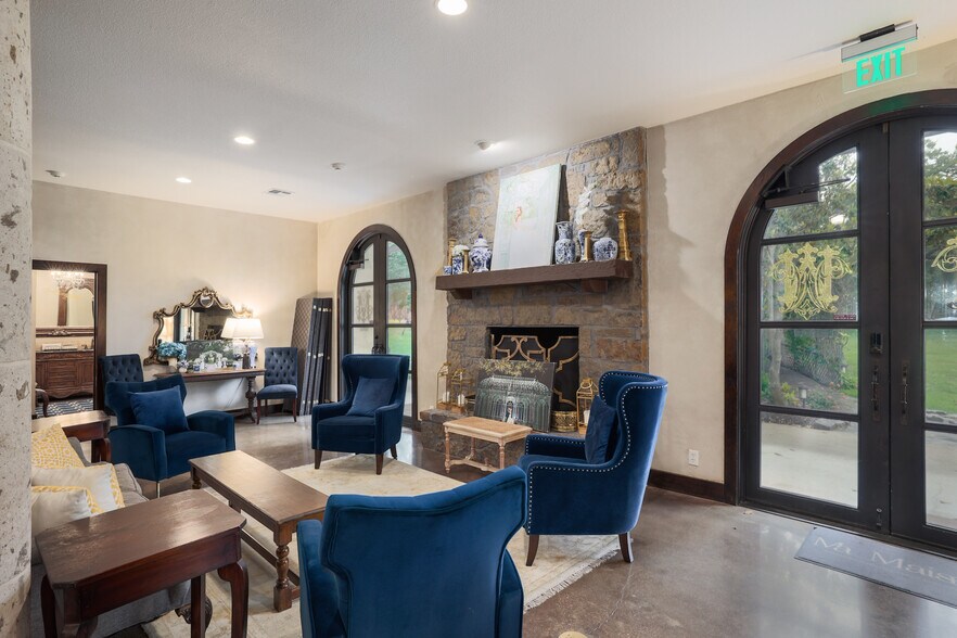 More Photos Of 2550 Bell Springs Rd, Dripping Springs Lodge Meeting Hall For Sale