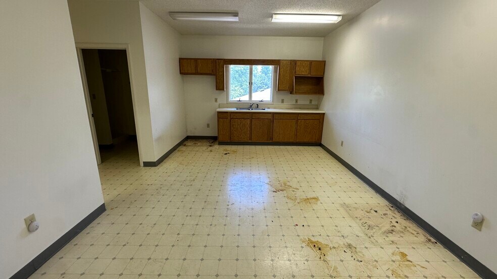 More Photos Of 444 Elmwood Ave, Alderson Medical For Sale