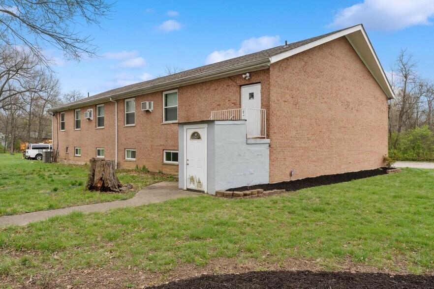 More Photos Of 8340 Pippin Rd, Cincinnati Specialty For Sale