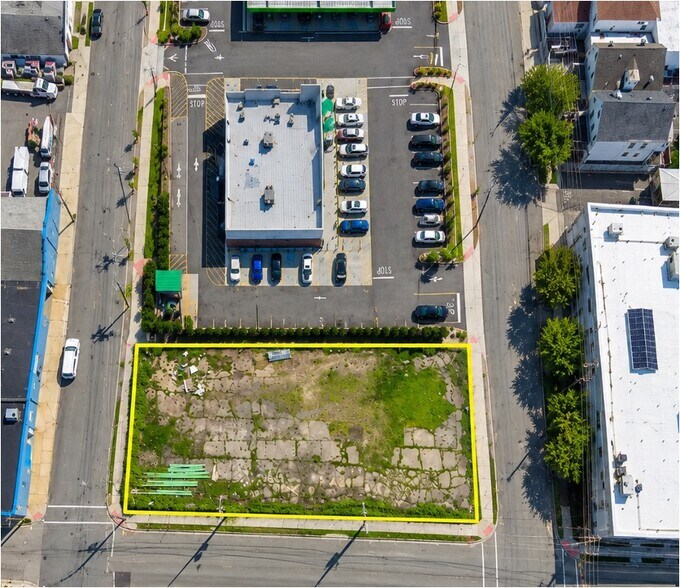 More Photos Of 81 Stephens St, Belleville Land For Sale