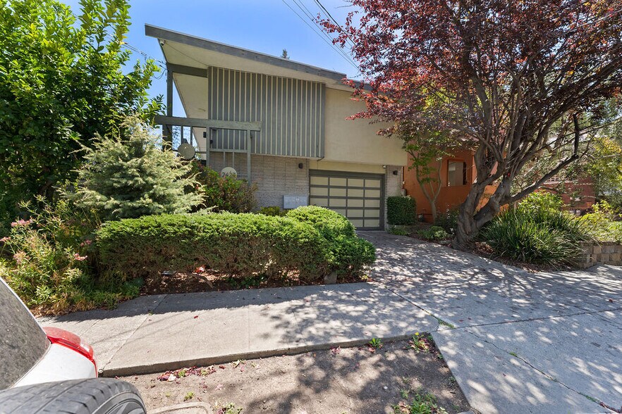More Photos Of 2427 McKinley Ave, Berkeley Apartments For Sale