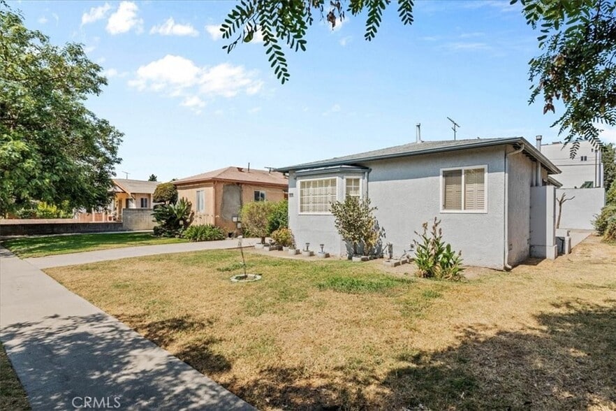 More Photos Of 1901 Hauser Blvd, Los Angeles Apartments For Sale