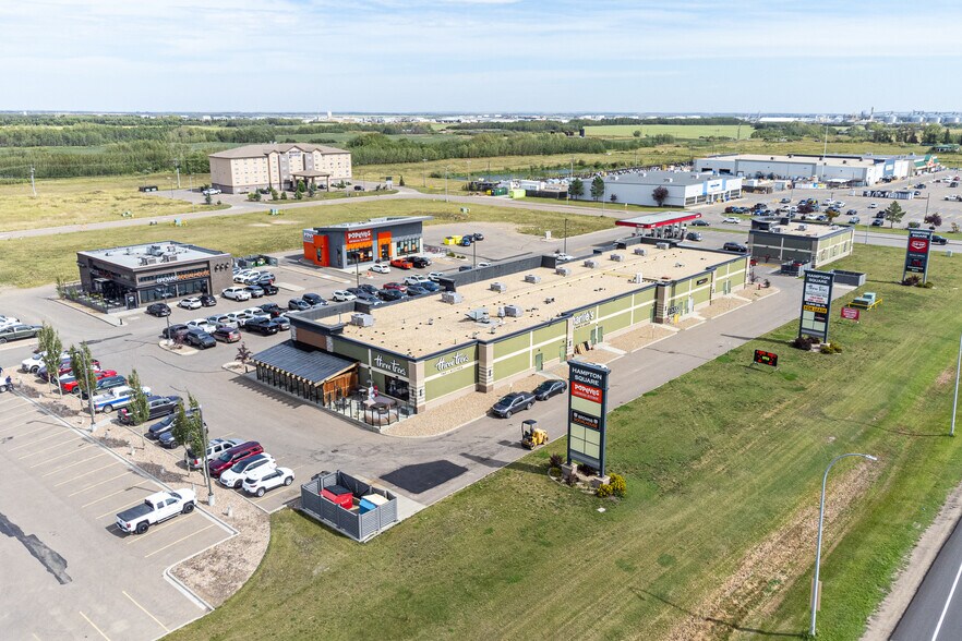 More Photos Of 8120 44 St, Lloydminster Restaurant For Lease