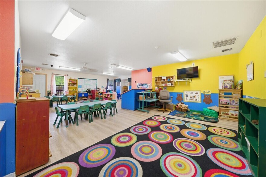 More Photos Of 1330 Knox McRae Dr, Titusville Schools For Sale