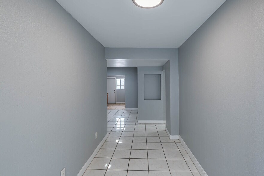 More Photos Of 951 Jefferson Ave, Miami Beach Multifamily For Sale