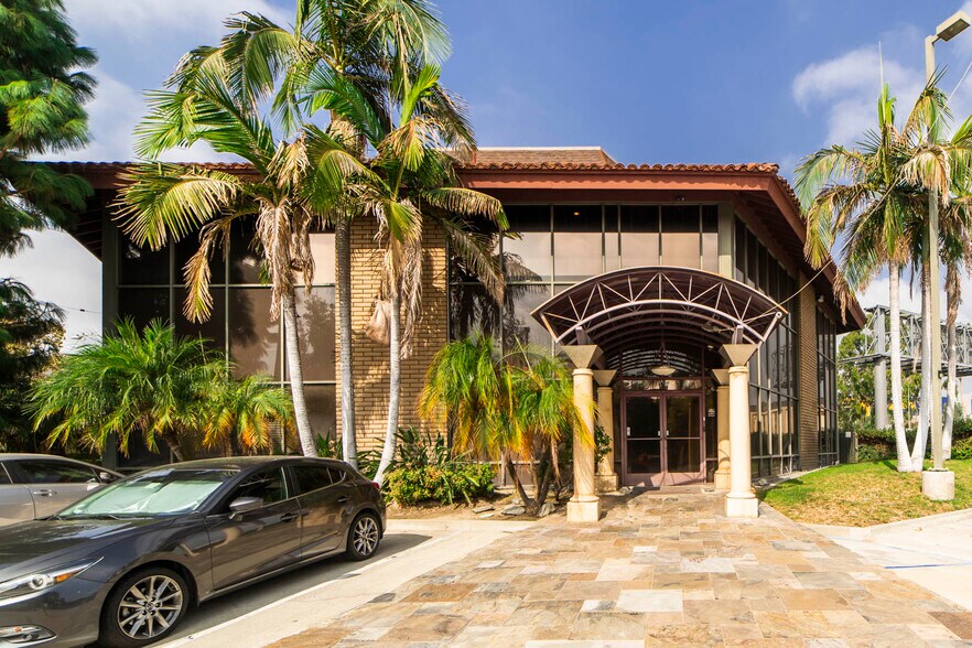 More Photos Of 3218 E Holt Ave, West Covina Loft Creative Space For Sale