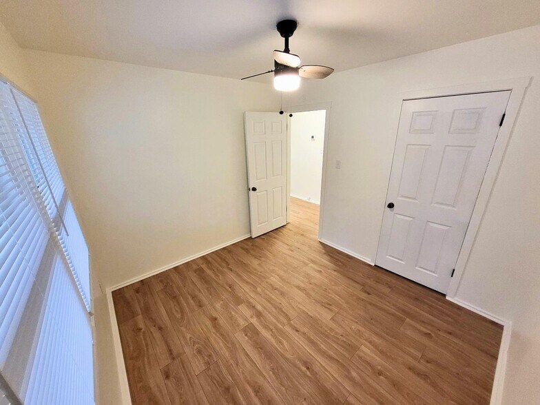 More Photos Of 2611 Yard St, Oroville Apartments For Sale