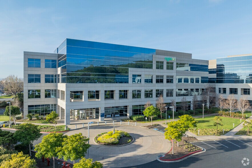 Primary Photo Of 333 Oyster Point Blvd, South San Francisco Office For Lease