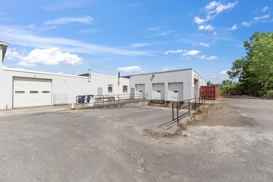 More Photos Of 2066 Langford Rd, North Collins Manufacturing For Lease
