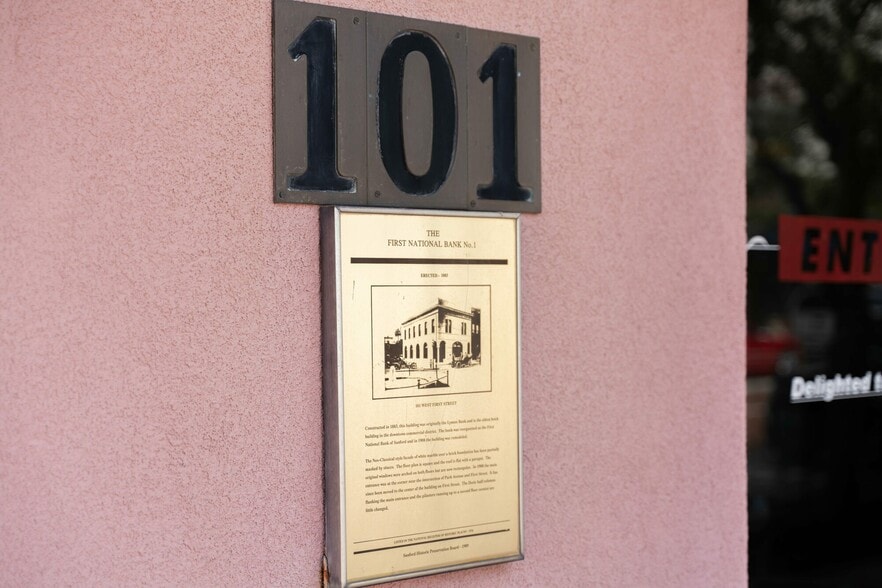 More Photos Of 101 W 1st St, Sanford Storefront For Sale