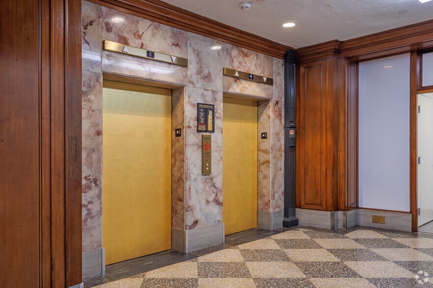 More Photos Of 110 W Ocean Blvd, Long Beach Apartments For Sale