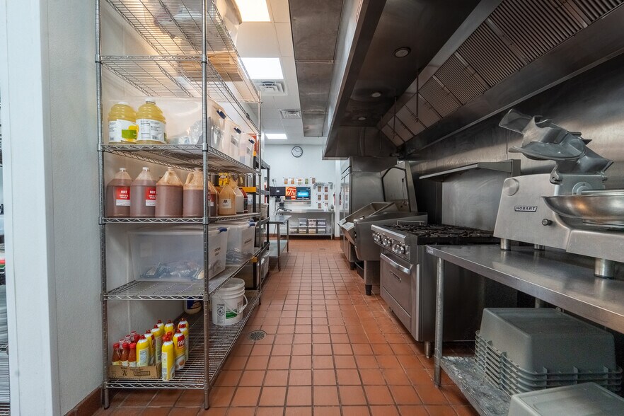 More Photos Of 6912 Douglas Blvd, Douglasville Restaurant For Sale