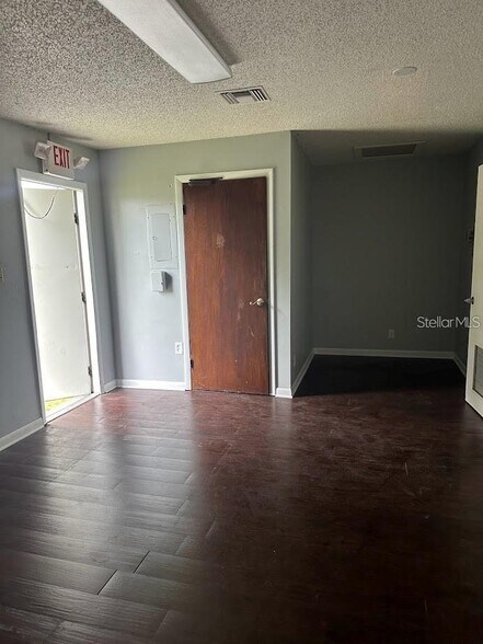 More Photos Of 1905 SW College Rd, Ocala Unknown For Lease