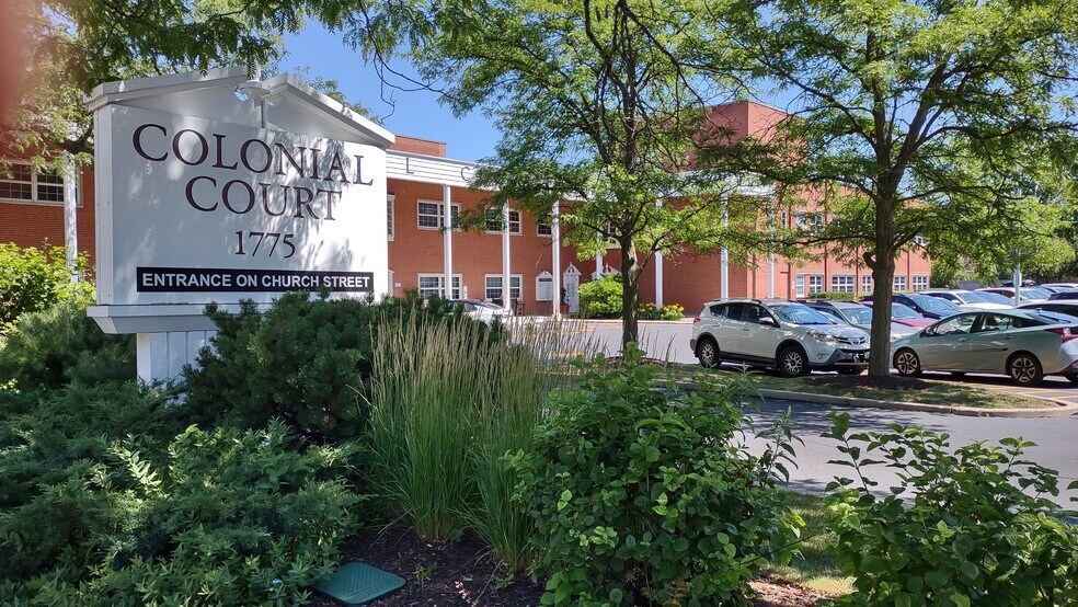 Primary Photo Of 1775 Glenview Rd, Glenview Medical For Lease