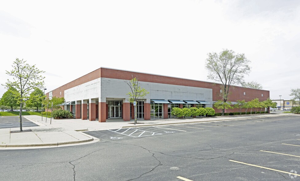 More Photos Of 45290 Utica Park Blvd, Utica Freestanding For Sale