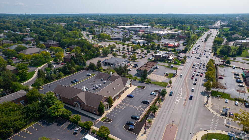 More Photos Of 780-792 S State St, Westerville Unknown For Lease