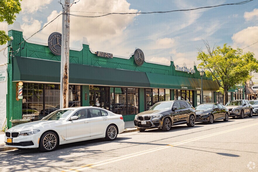 More Photos Of 1209 Broadway, Hewlett Storefront For Lease