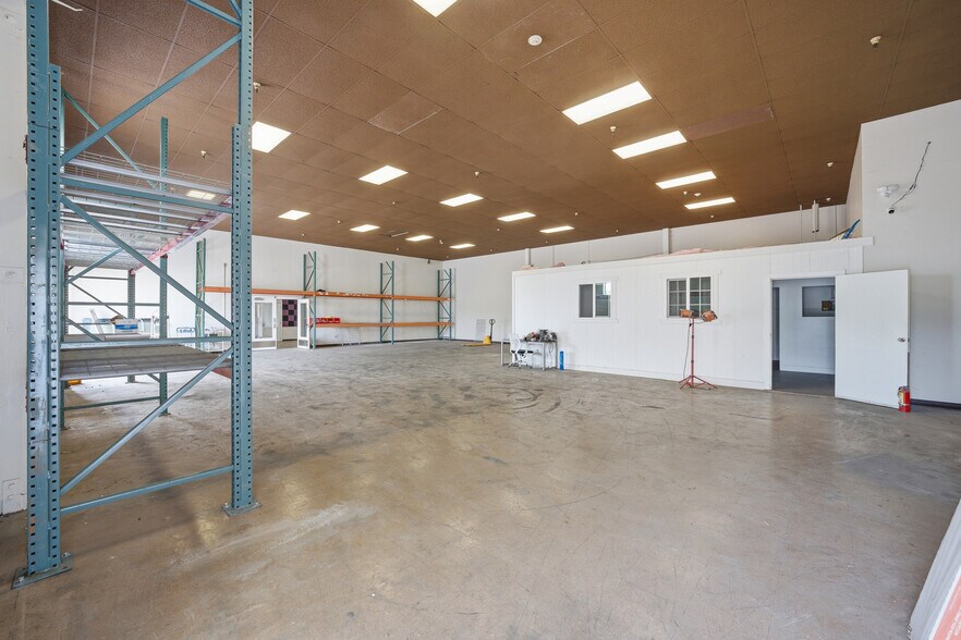 More Photos Of 16440 Ashland Ave, San Lorenzo Warehouse For Sale