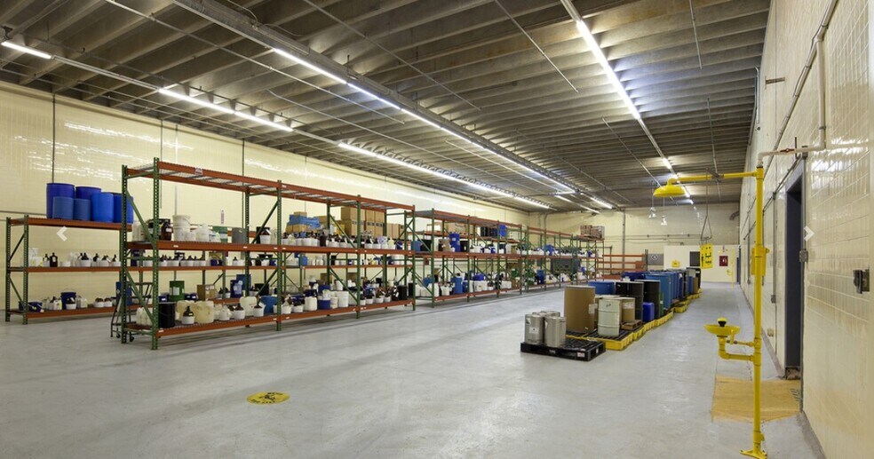 More Photos Of 13183-13201 Rachael Blvd, Alachua Warehouse For Sale