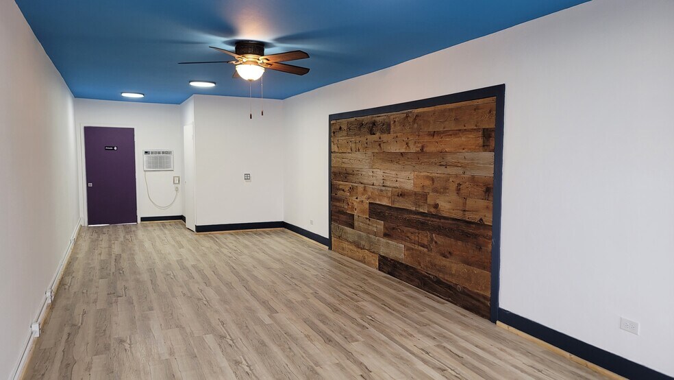 More Photos Of 352 California St, Maricopa General Retail For Sale