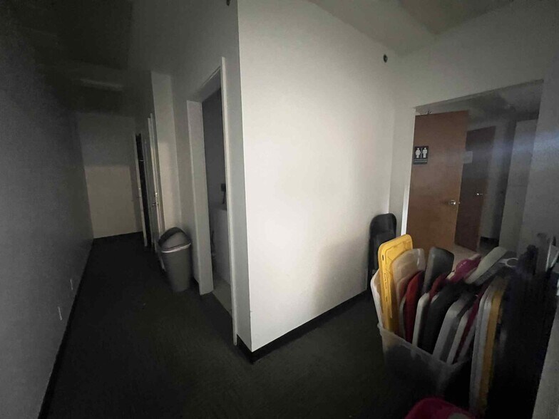 More Photos Of 256 24th St, Ogden Freestanding For Lease