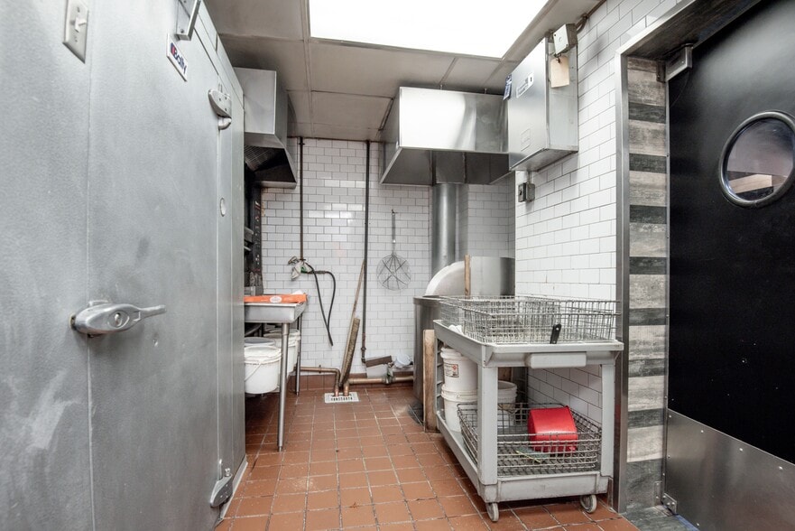 More Photos Of 1641 York Ave, New York Apartments For Sale