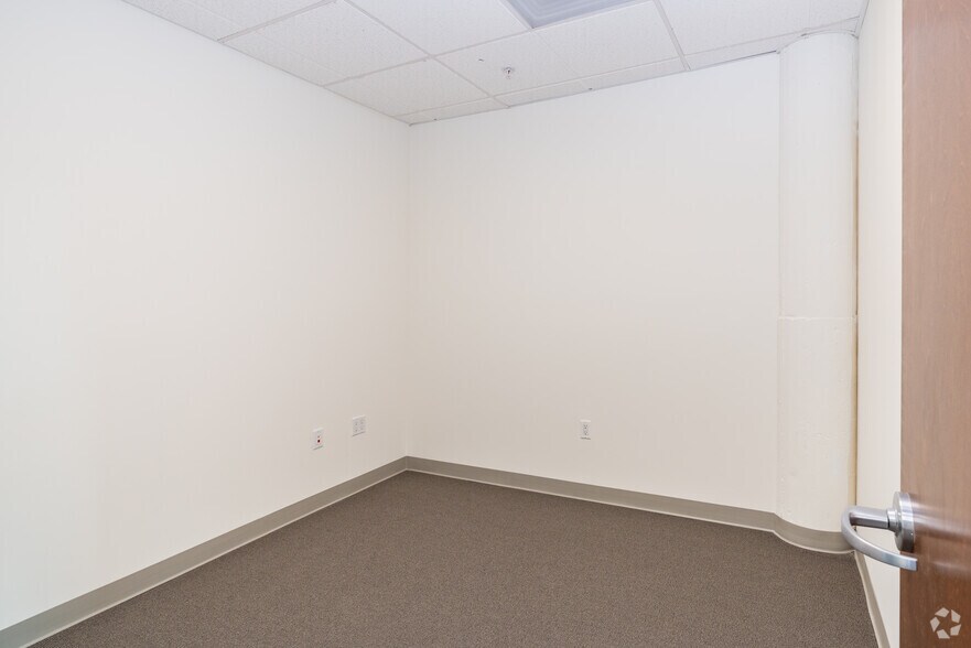 More Photos Of 1485 Bay Shore Blvd, San Francisco Office For Lease