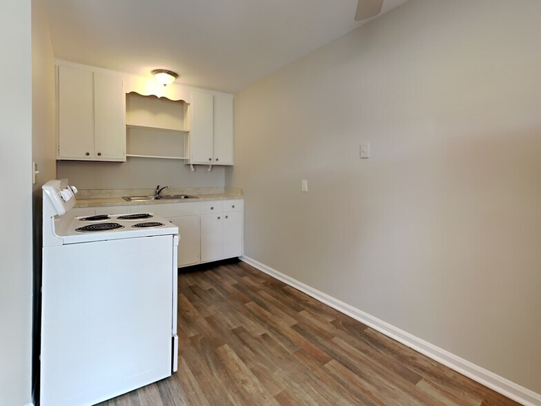 More Photos Of 5700 Leslie Ave, Nashville Apartments For Sale