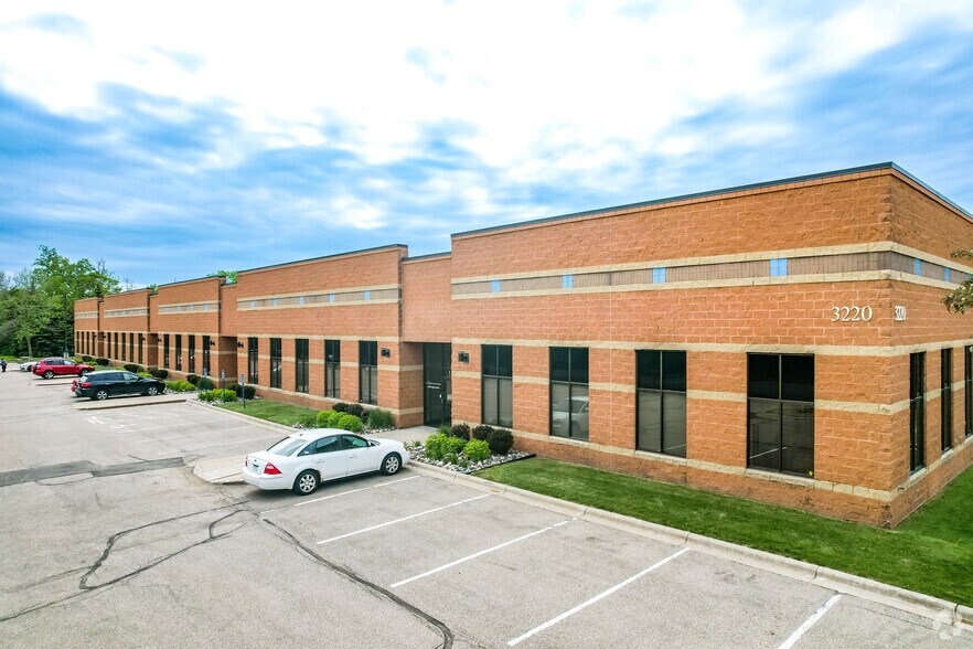 More Photos Of 3220 Granada Ave N, Oakdale Warehouse For Sale