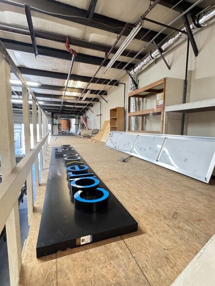 More Photos Of 509 Galaxy Way, Modesto Warehouse For Lease