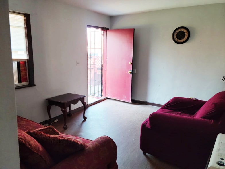 More Photos Of 690 Cameron M Alexander Blvd NW, Atlanta Multifamily For Sale