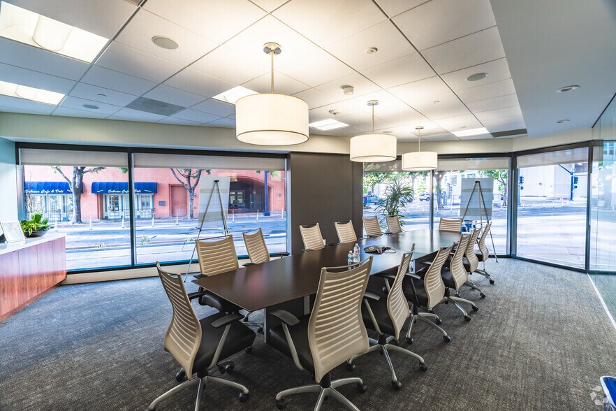 More Photos Of 402 W Broadway, San Diego Office For Lease