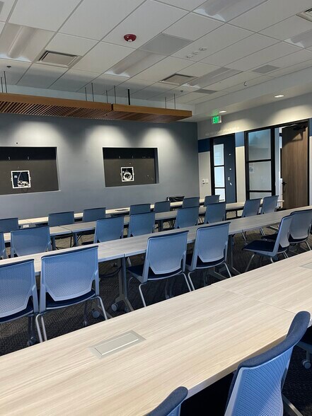 More Photos Of 2929 W Navigator Dr, Meridian Office For Lease